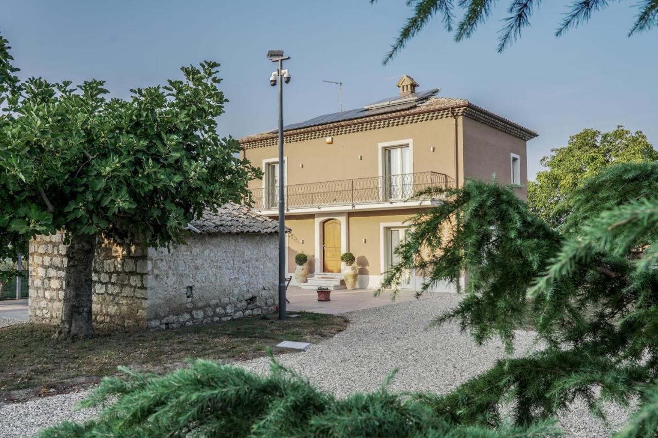 B&B La Maddalena Passo di Mirabella Bagian luar foto