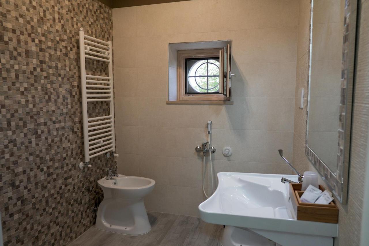 B&B La Maddalena Passo di Mirabella Bagian luar foto
